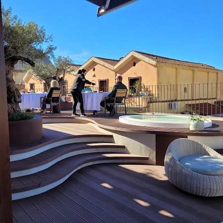Palazzo Ferrucci Luxury Suites Cagliari Eksteriør bilde