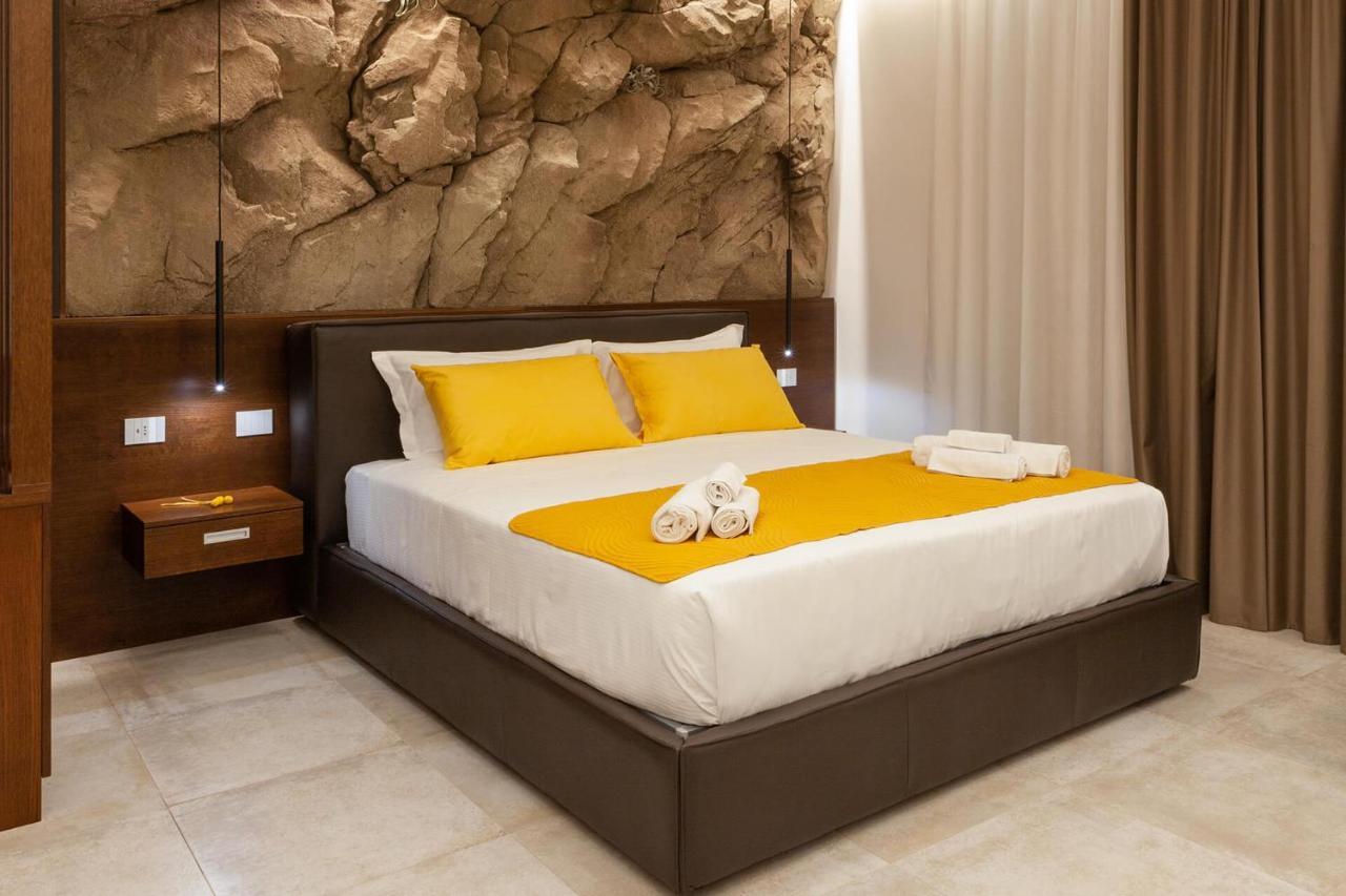 Palazzo Ferrucci Luxury Suites Cagliari Eksteriør bilde