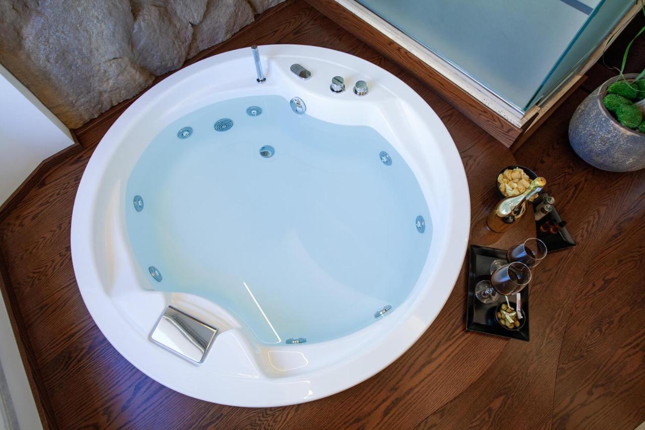 Palazzo Ferrucci Luxury Suites Cagliari Eksteriør bilde
