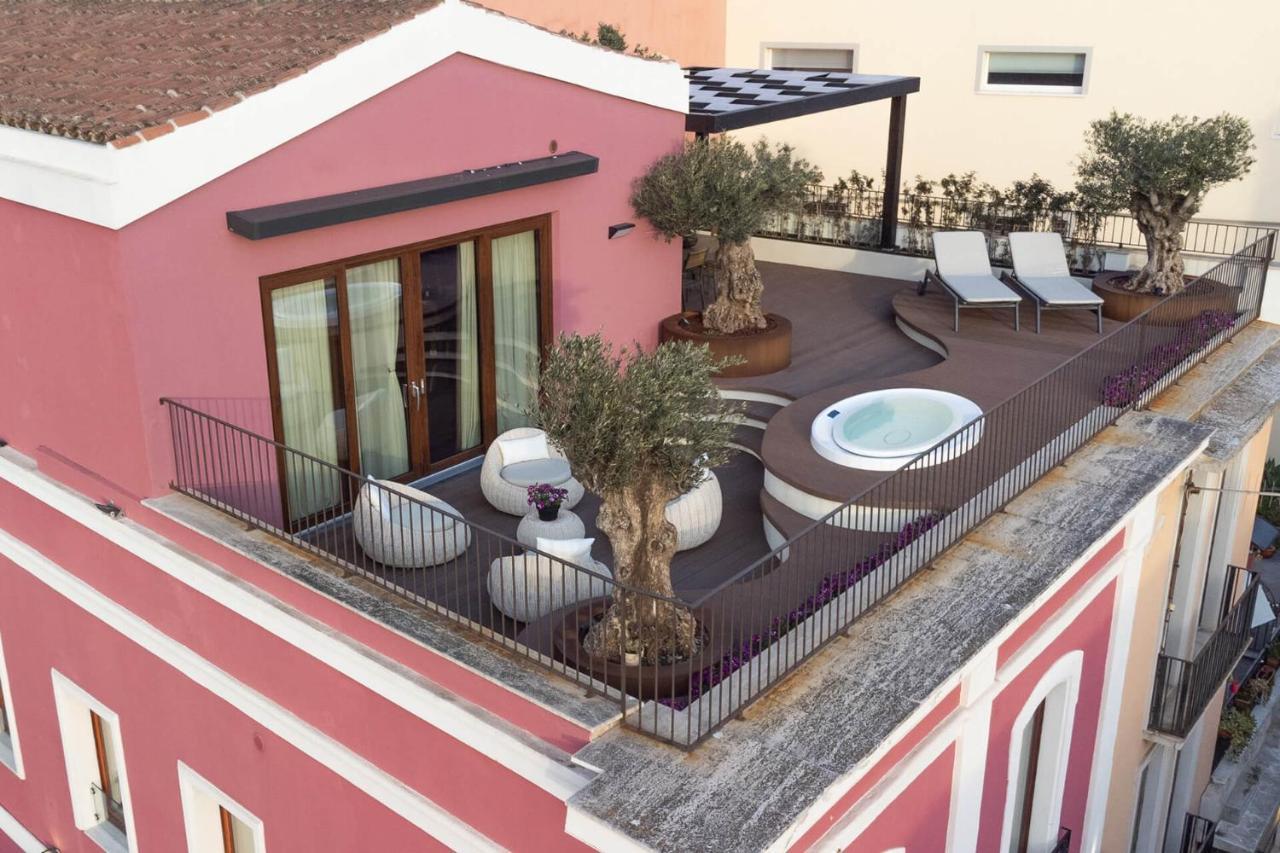 Palazzo Ferrucci Luxury Suites Cagliari Eksteriør bilde