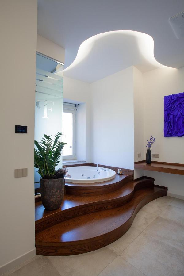 Palazzo Ferrucci Luxury Suites Cagliari Eksteriør bilde