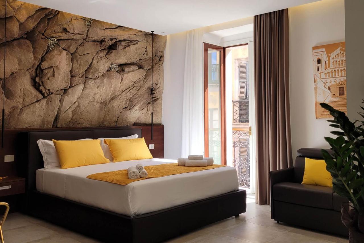 Palazzo Ferrucci Luxury Suites Cagliari Eksteriør bilde